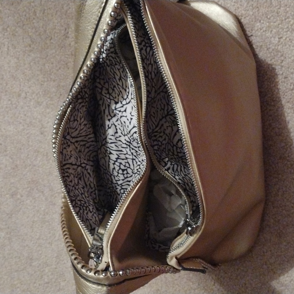 Handbag - Picture 3 of 5